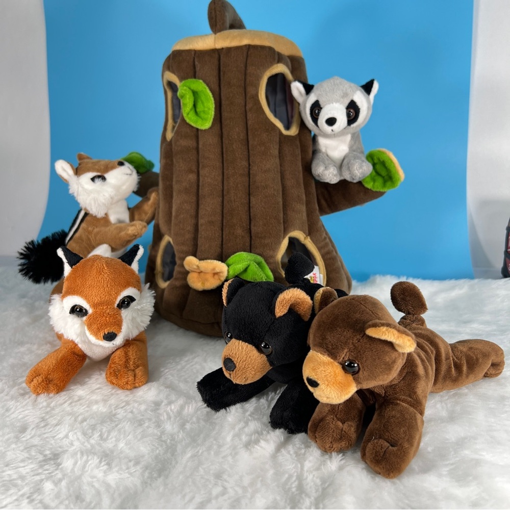 Unipak Tree House 5 Animal Hide-Away Play Set Plush Chipmunk Raccoon Fox 2 Bears